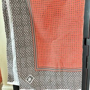 Anne Klein fabric tablecloth, large rectangle, cotton